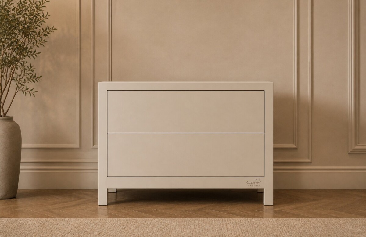 Sencilla Commode
