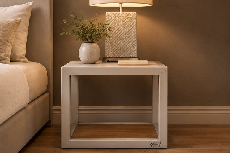 Malibu Commode