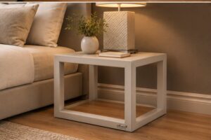 Malibu Commode